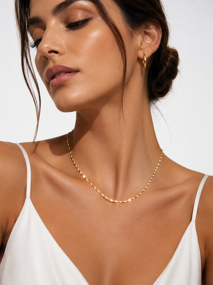 Collar Noa · Oro Sutil
