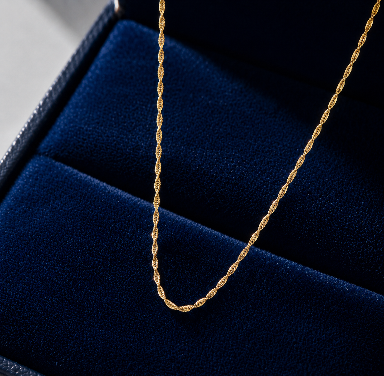 Collar Noa · Oro Sutil